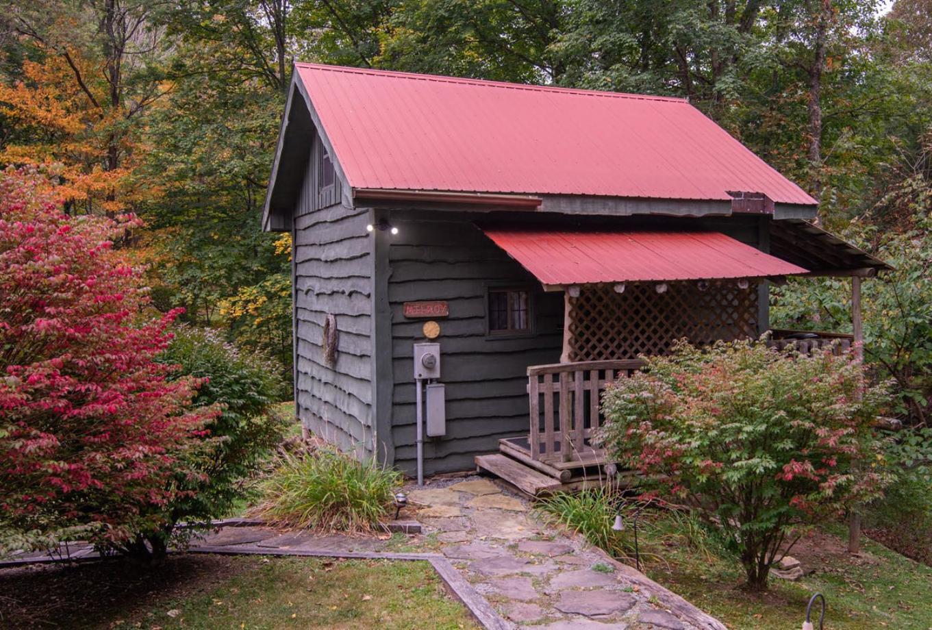 Moore House Inn & Cabins Marlinton ภายนอก รูปภาพ