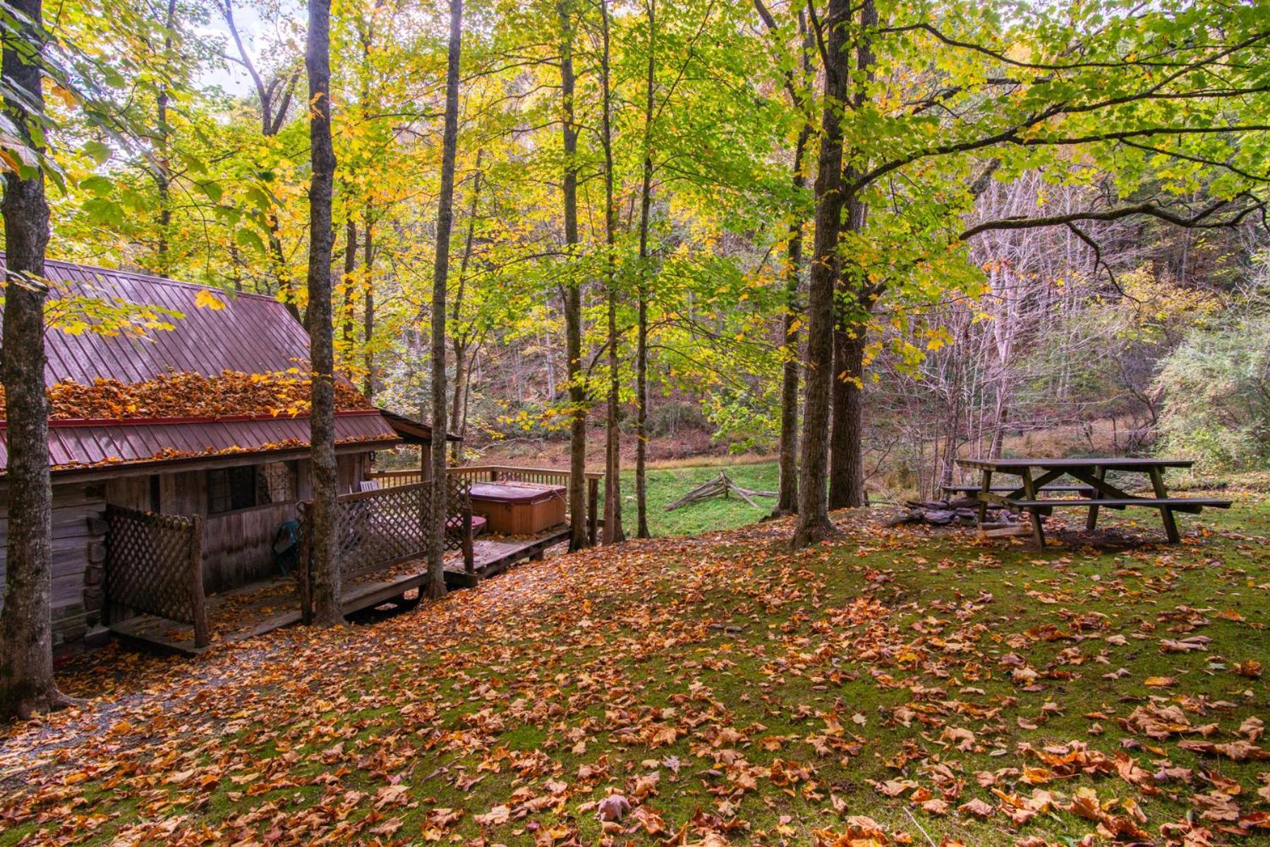 Moore House Inn & Cabins Marlinton ภายนอก รูปภาพ