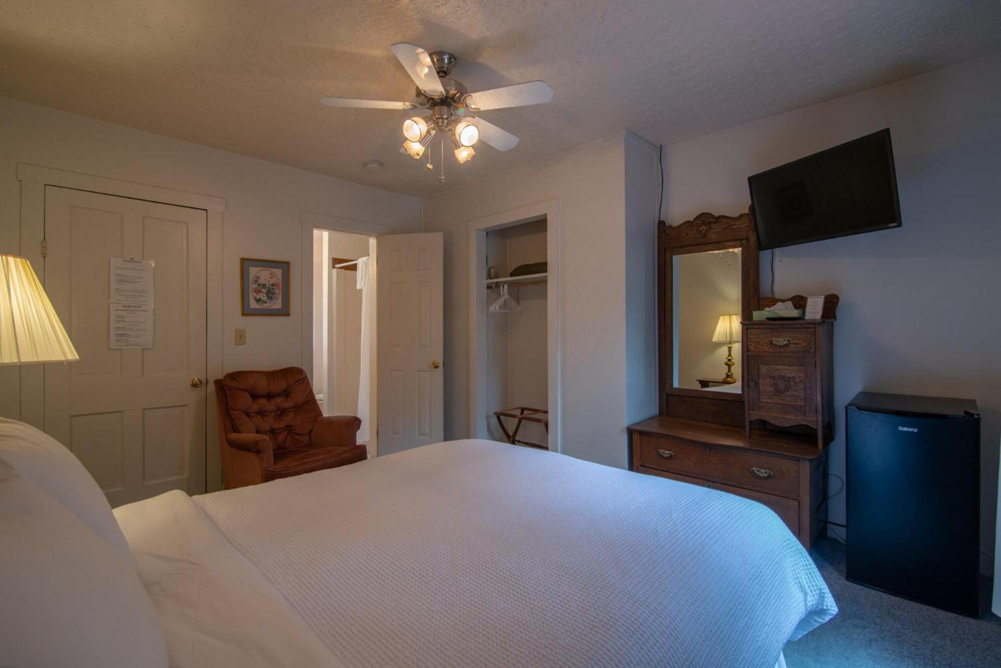 Moore House Inn & Cabins Marlinton ห้อง รูปภาพ