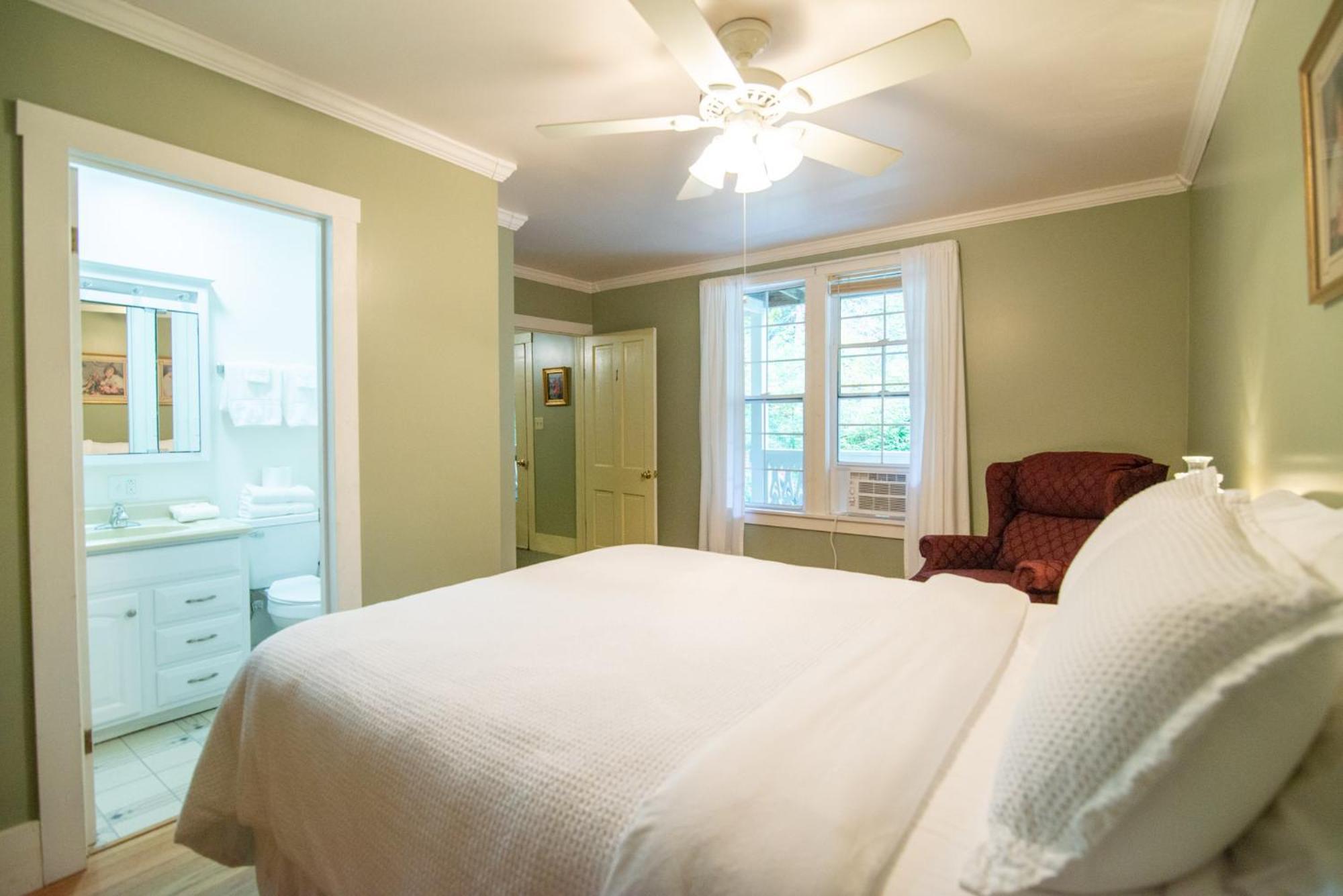 Moore House Inn & Cabins Marlinton ห้อง รูปภาพ
